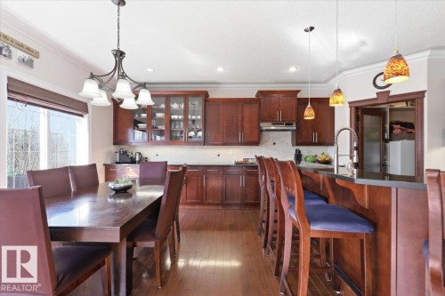 30 Ravine Drive, Devon, AB - Indoor Photo Showing Dining Room