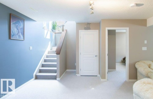 6103 5 Avenue, Edmonton, AB - Indoor