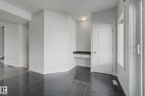 36 723 172 Street, Edmonton, AB - Indoor Photo Showing Other Room