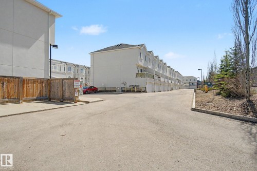 36 723 172 Street, Edmonton, AB - Outdoor