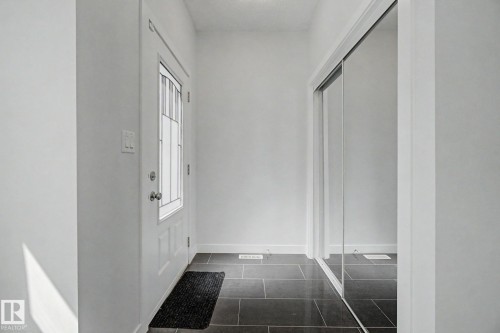 36 723 172 Street, Edmonton, AB - Indoor Photo Showing Other Room