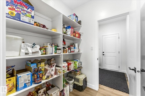 14 Enns Crest, Fort Saskatchewan, AB - Indoor With Storage