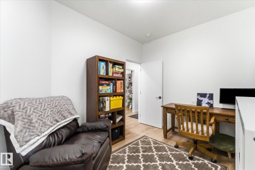 14 Enns Crest, Fort Saskatchewan, AB - Indoor