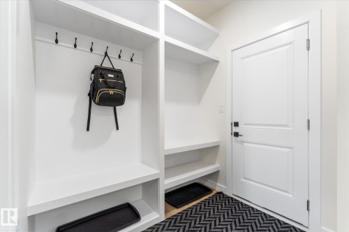 14 Enns Crest, Fort Saskatchewan, AB - Indoor
