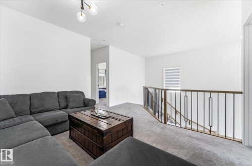 14 Enns Crest, Fort Saskatchewan, AB - Indoor Photo Showing Living Room