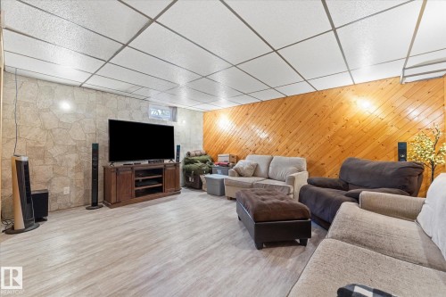 5702 50 Street, Stony Plain, AB - Indoor