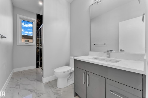 213 Crystal Creek, Leduc, AB - Indoor Photo Showing Bathroom