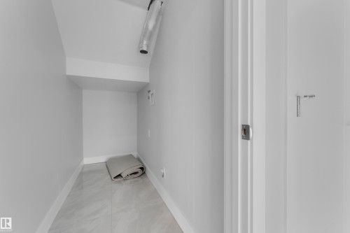 213 Crystal Creek, Leduc, AB - Indoor Photo Showing Other Room
