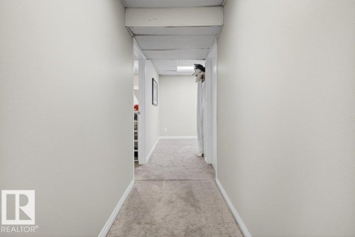2104 145 Avenue, Edmonton, AB - Indoor Photo Showing Other Room