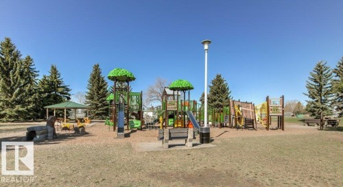 2104 145 Avenue, Edmonton, AB - Outdoor