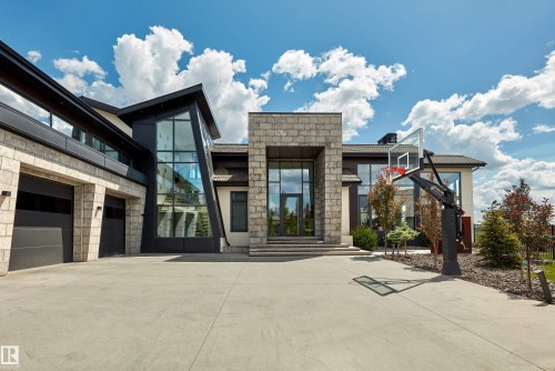 46 Kingsford Crescent, St. Albert, AB - Outdoor