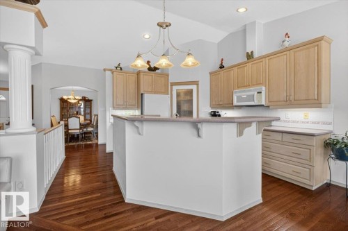 6545 199 Street, Edmonton, AB - Indoor Photo Showing Kitchen
