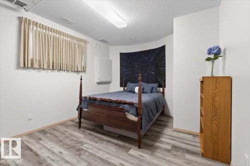 6545 199 Street, Edmonton, AB - Indoor Photo Showing Bedroom