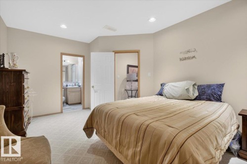 6545 199 Street, Edmonton, AB - Indoor Photo Showing Bedroom