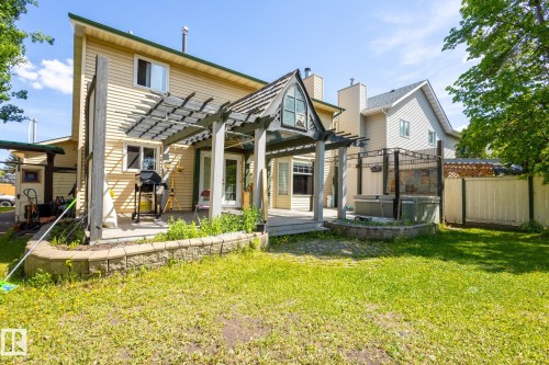 18012 96 Street, Edmonton, AB - Outdoor