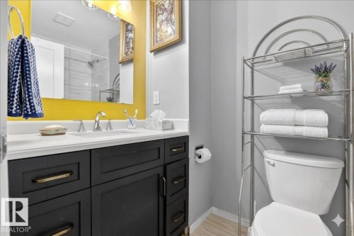 13111 82 Street, Edmonton, AB - Indoor Photo Showing Bathroom