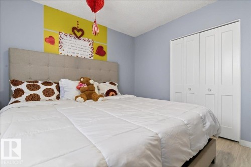 13111 82 Street, Edmonton, AB - Indoor Photo Showing Bedroom