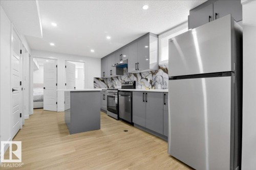 13111 82 Street, Edmonton, AB - Indoor Photo Showing Kitchen With Upgraded Kitchen