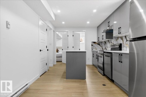 13111 82 Street, Edmonton, AB - Indoor Photo Showing Kitchen With Upgraded Kitchen