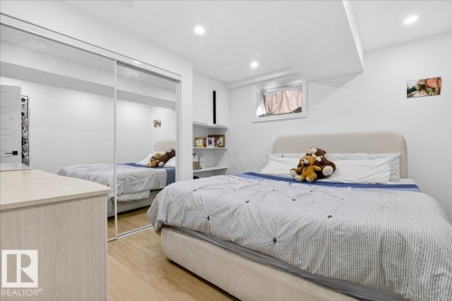 13111 82 Street, Edmonton, AB - Indoor Photo Showing Bedroom