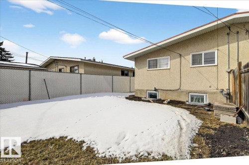 13111 82 Street, Edmonton, AB - Outdoor
