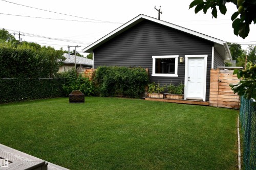11324 87 Street, Edmonton, AB - Outdoor