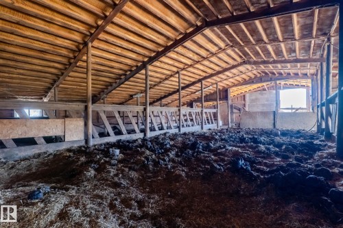 Image quality insufficient for description - 23133 Twp Rd 502, Rural Leduc County, AB - Indoor