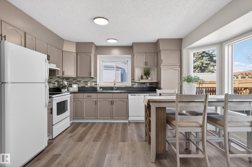 15323 72 Street, Edmonton, AB - Indoor
