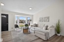 15323 72 Street, Edmonton, AB  - Indoor Photo Showing Living Room 