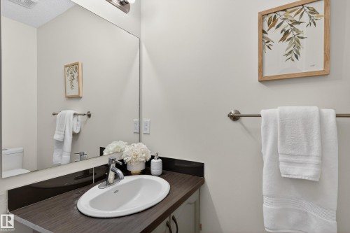 15323 72 Street, Edmonton, AB - Indoor Photo Showing Bathroom
