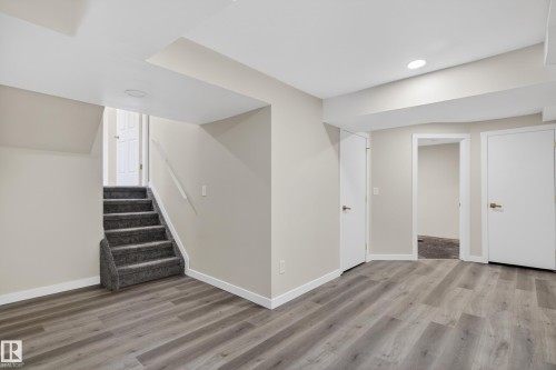 15323 72 Street, Edmonton, AB - Indoor Photo Showing Other Room