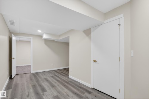 15323 72 Street, Edmonton, AB - Indoor Photo Showing Other Room