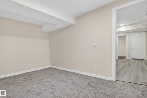 15323 72 Street, Edmonton, AB - Indoor Photo Showing Other Room