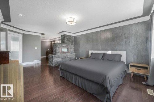 1360 Cunningham Drive, Edmonton, AB - Indoor Photo Showing Bedroom