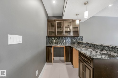 1360 Cunningham Drive, Edmonton, AB - Indoor Photo Showing Kitchen