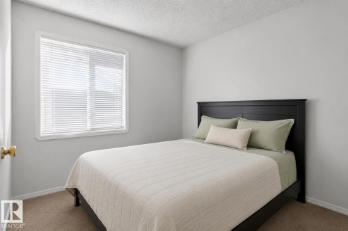 4603 126 Avenue, Edmonton, AB - Indoor Photo Showing Bedroom