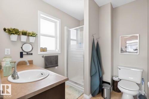 3 Middleton Close, Leduc, AB - Indoor Photo Showing Bathroom