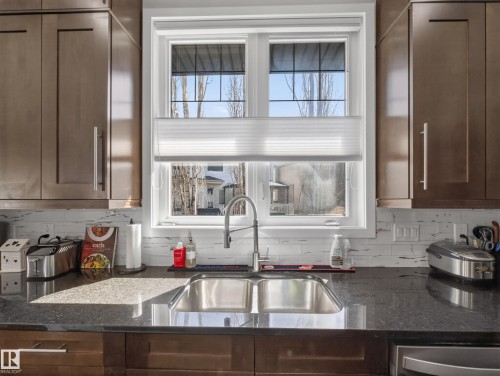5117 Terwillegar Boulevard, Edmonton, AB - Indoor Photo Showing Kitchen With Double Sink With Upgraded Kitchen