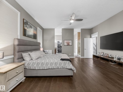 5117 Terwillegar Boulevard, Edmonton, AB - Indoor Photo Showing Bedroom