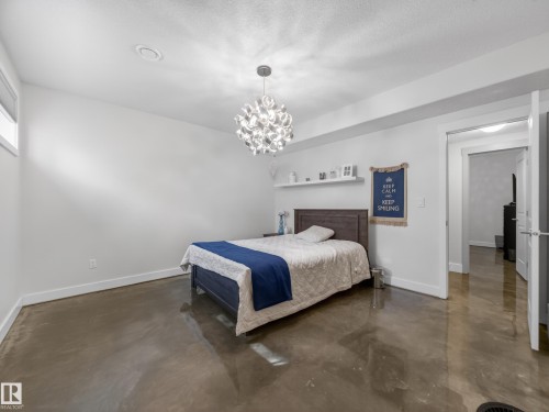 5117 Terwillegar Boulevard, Edmonton, AB - Indoor Photo Showing Bedroom