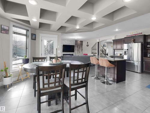 2422 Warry Place, Edmonton, AB - Indoor