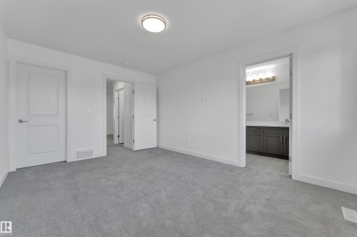 19734 29 Avenue, Edmonton, AB - Indoor Photo Showing Other Room