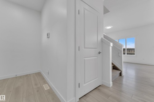 19734 29 Avenue, Edmonton, AB - Indoor Photo Showing Other Room