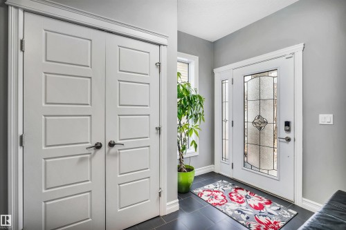 7728 18 Avenue, Edmonton, AB - Indoor Photo Showing Other Room