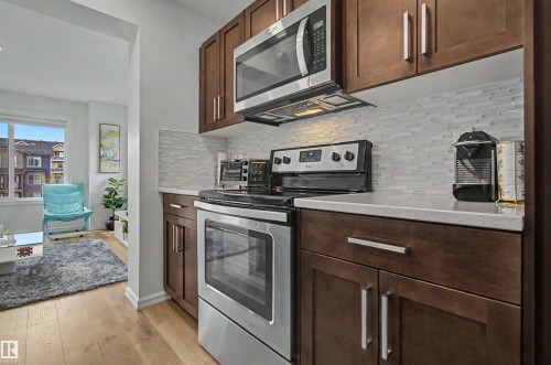 30 3025 151 Avenue, Edmonton, AB - Indoor Photo Showing Kitchen