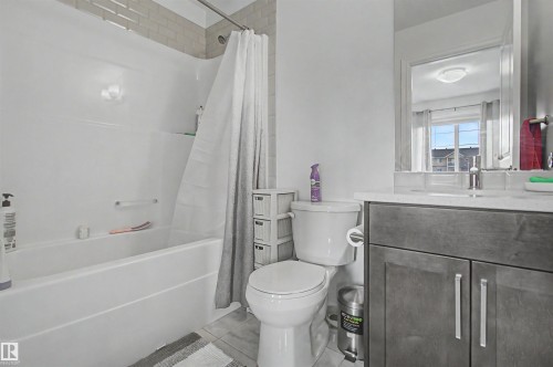 30 3025 151 Avenue, Edmonton, AB - Indoor Photo Showing Bathroom
