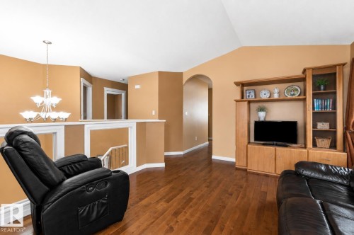 4608 39 Street, Drayton Valley, AB - Indoor