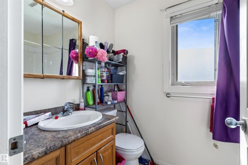 4608 39 Street, Drayton Valley, AB - Indoor Photo Showing Bathroom