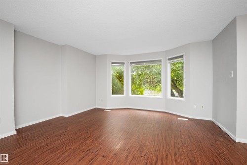12411 94 Street, Edmonton, AB - Indoor Photo Showing Other Room