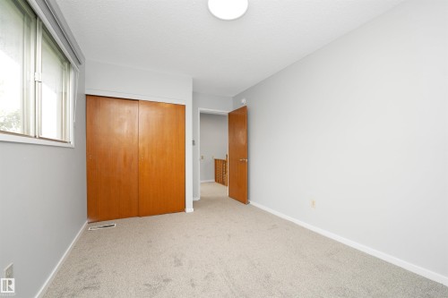 12411 94 Street, Edmonton, AB - Indoor Photo Showing Other Room